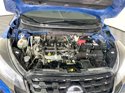 2022 Nissan Kicks SR