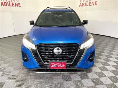 2022 Nissan Kicks SR
