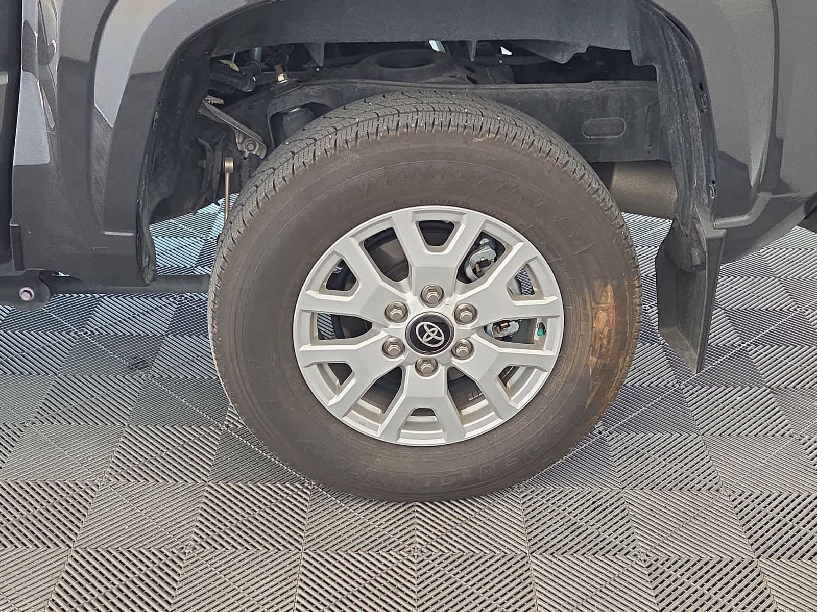2024 Toyota Tacoma SR5