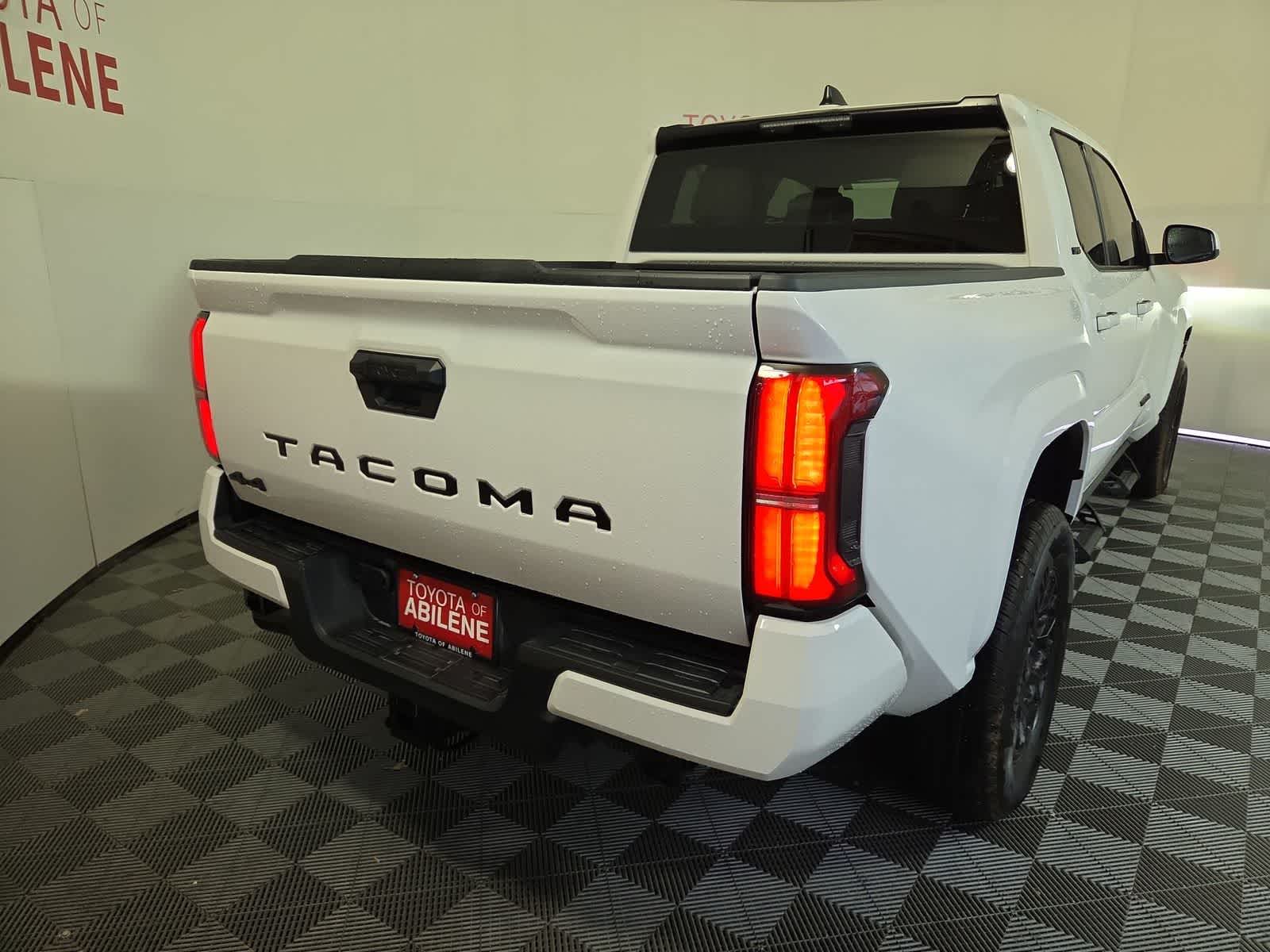 2025 Toyota Tacoma SR5