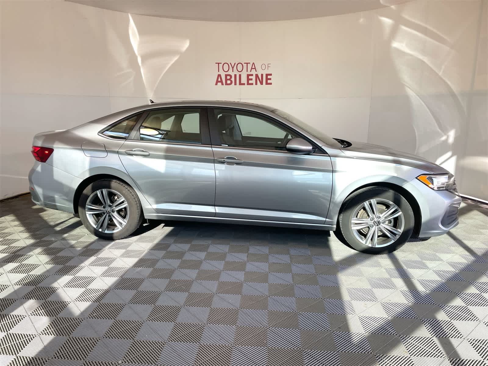 2024 Volkswagen Jetta SE