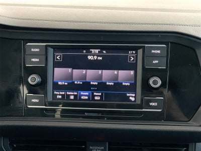 2024 Volkswagen Jetta SE