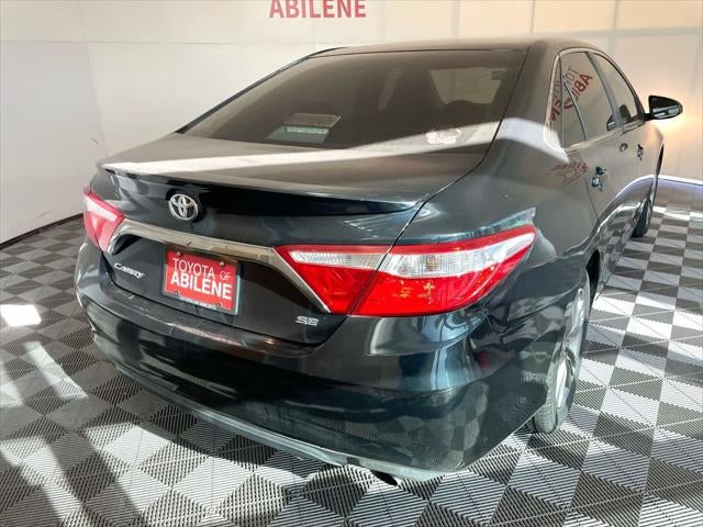 2017 Toyota Camry SE