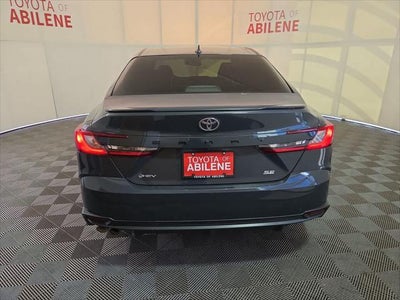 2025 Toyota Camry SE