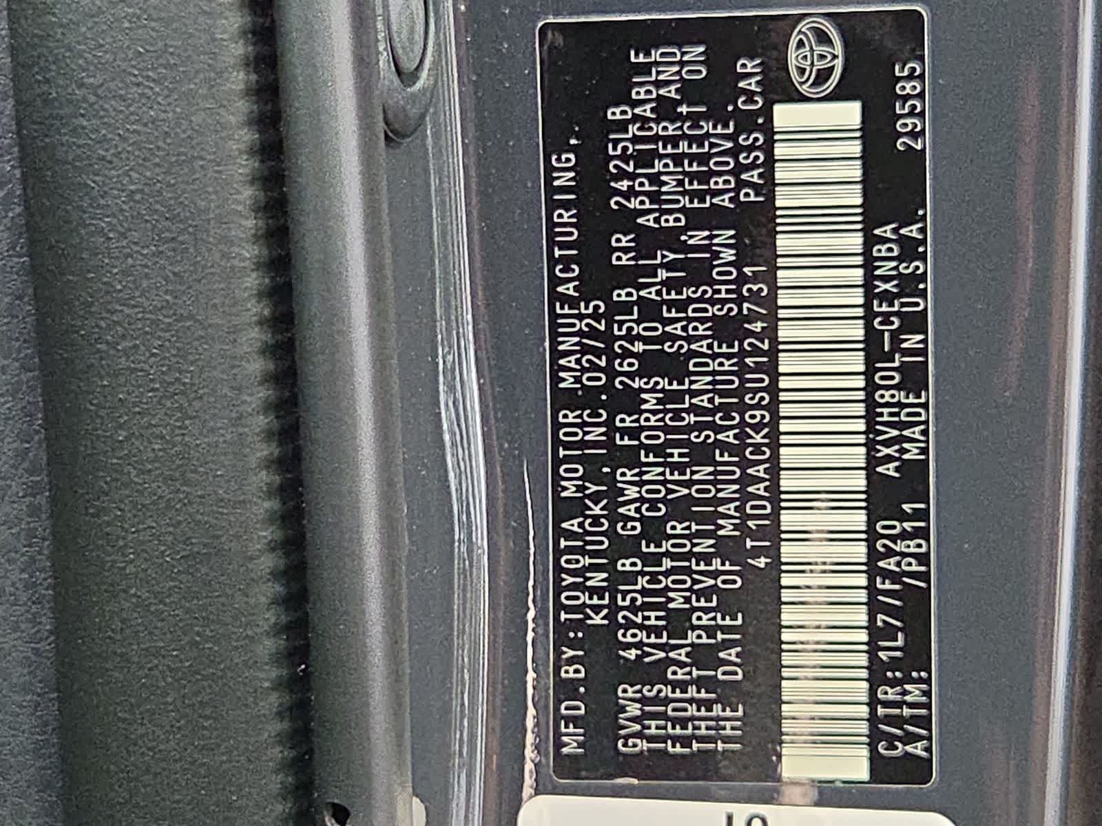 2025 Toyota Camry LE