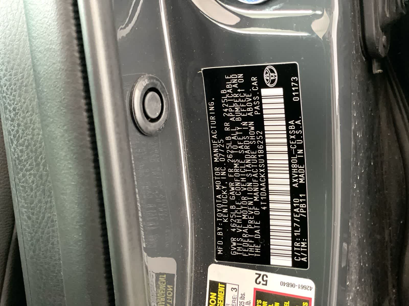 2025 Toyota Camry SE