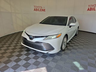 2020 Toyota Camry Hybrid XLE