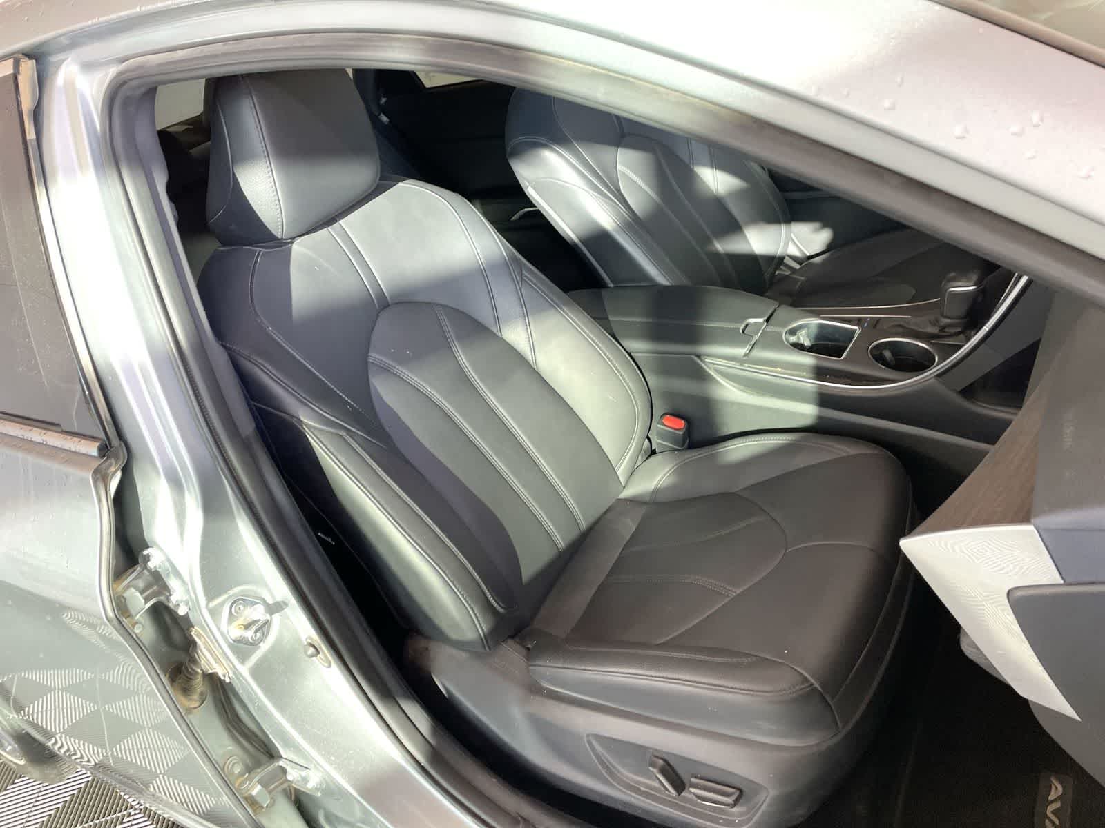 2022 Toyota Avalon XLE