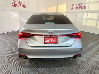 2022 Toyota Avalon XLE