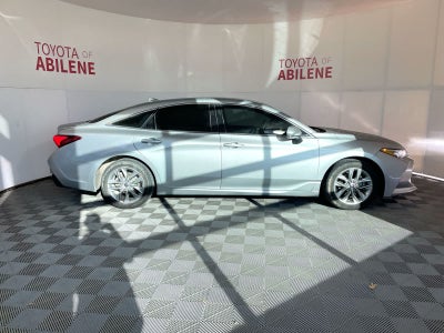 2022 Toyota Avalon XLE