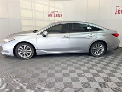 2022 Toyota Avalon XLE