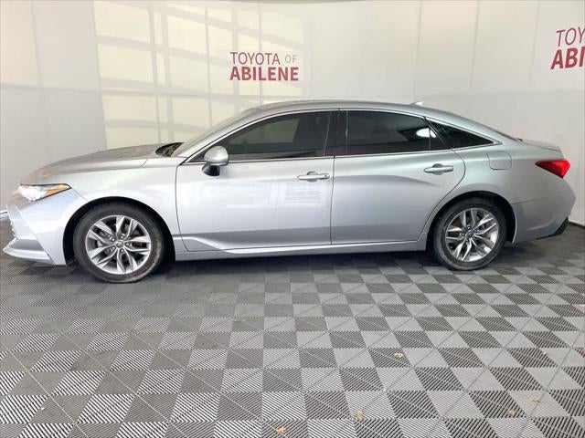 2022 Toyota Avalon XLE