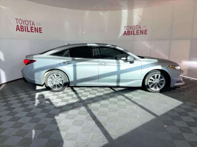 2022 Toyota Avalon XLE