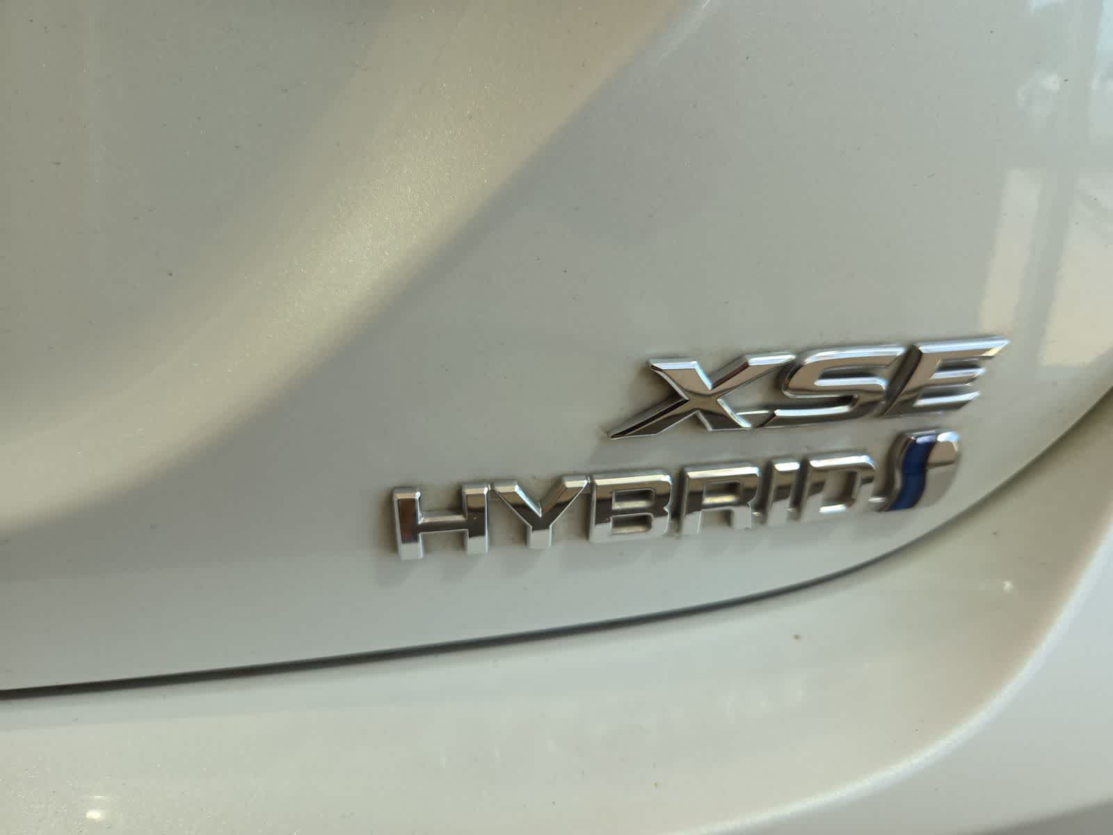 2024 Toyota Camry Hybrid XSE