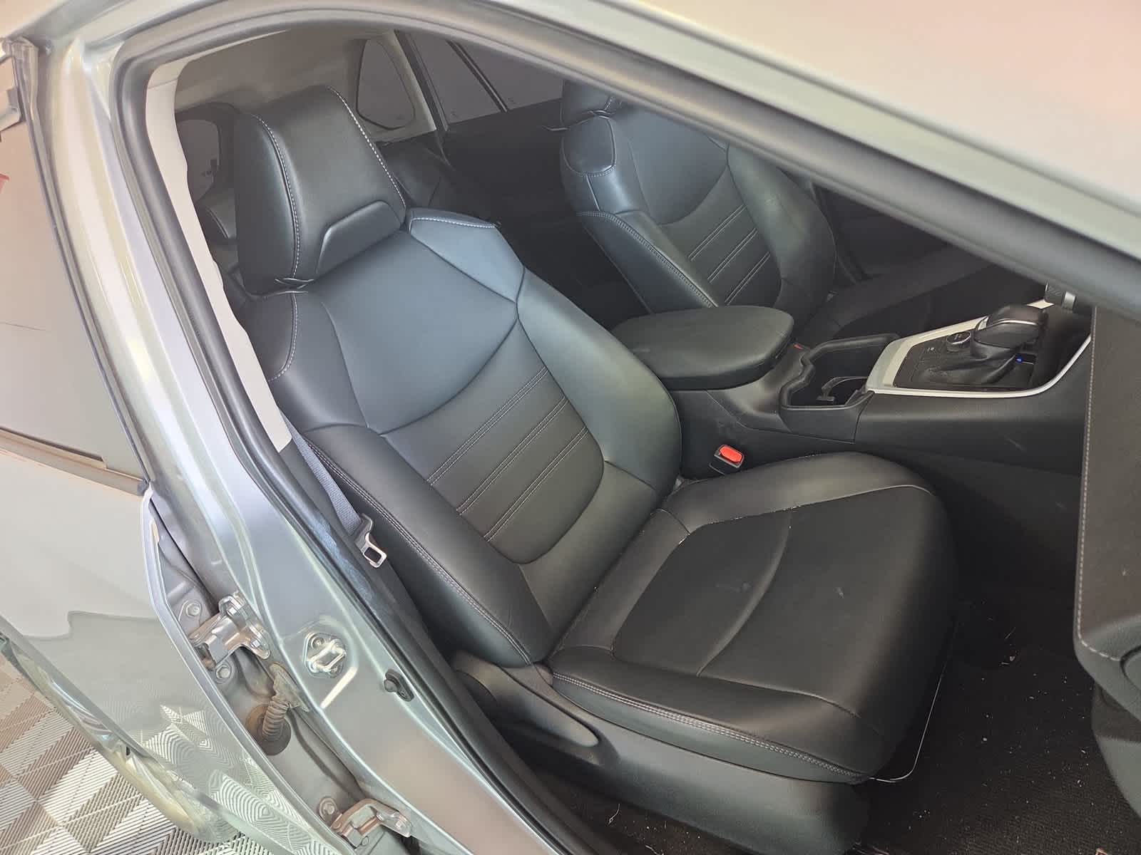 2023 Toyota RAV4 Hybrid XLE Premium