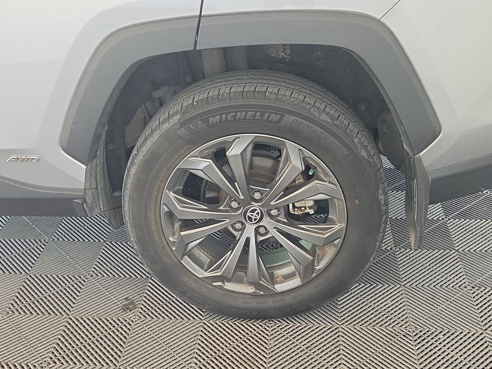 2023 Toyota RAV4 Hybrid XLE Premium