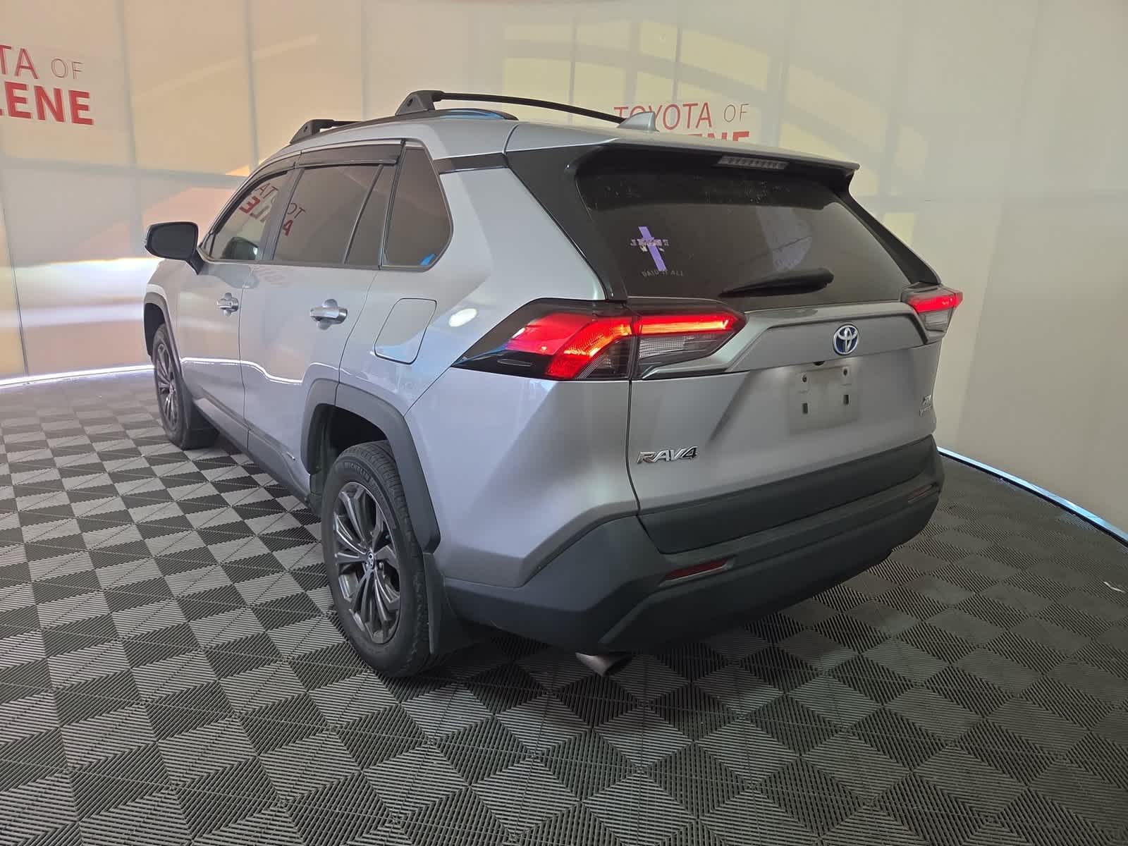 2023 Toyota RAV4 Hybrid XLE Premium