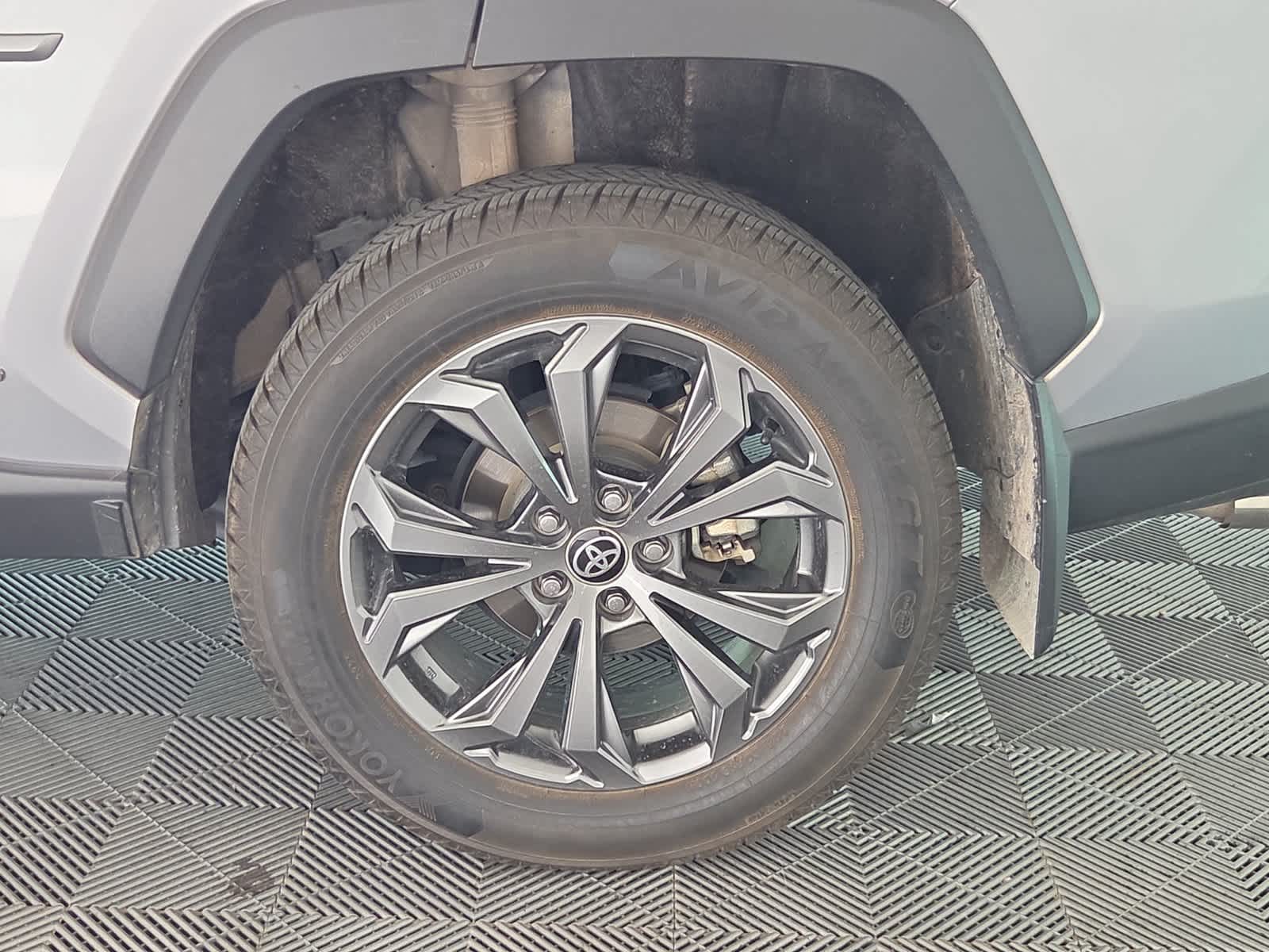 2022 Toyota RAV4 Hybrid XLE Premium