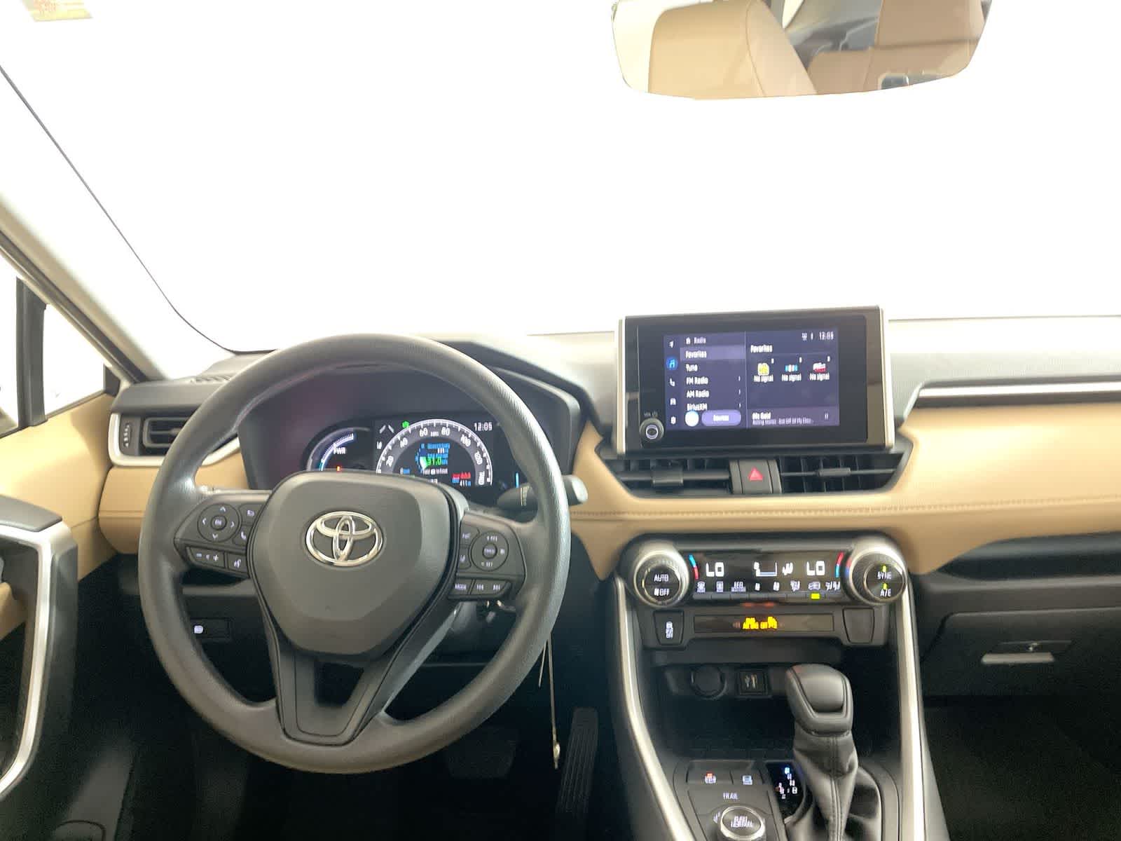 2025 Toyota RAV4 Hybrid LE