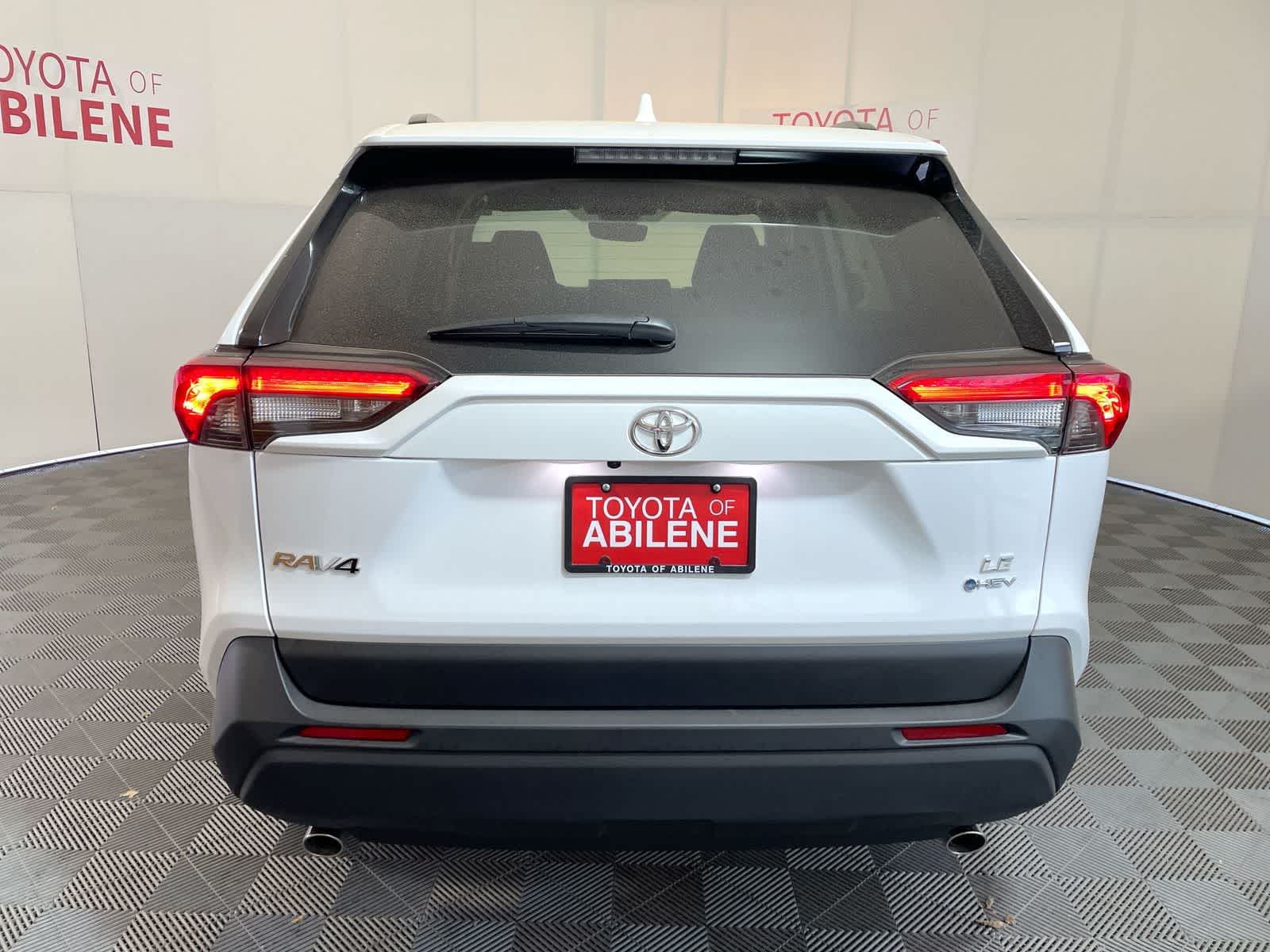 2025 Toyota RAV4 Hybrid LE