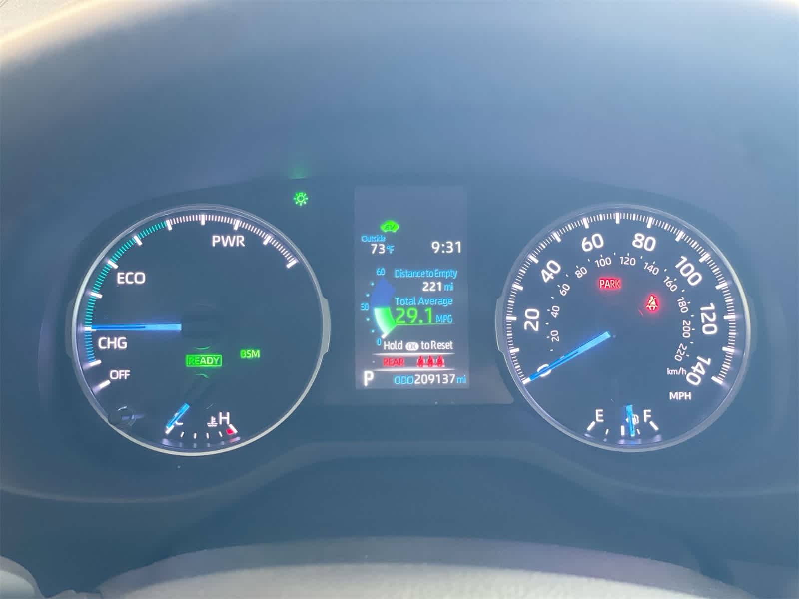 2022 Toyota RAV4 Hybrid SE