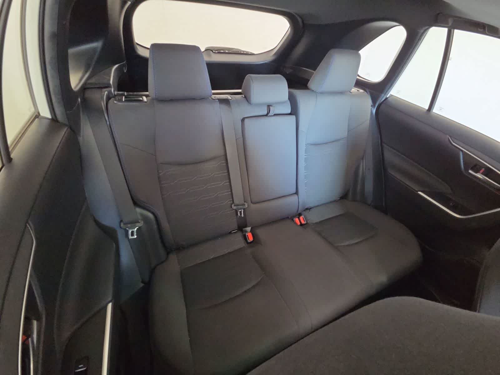 2023 Toyota RAV4 Hybrid SE