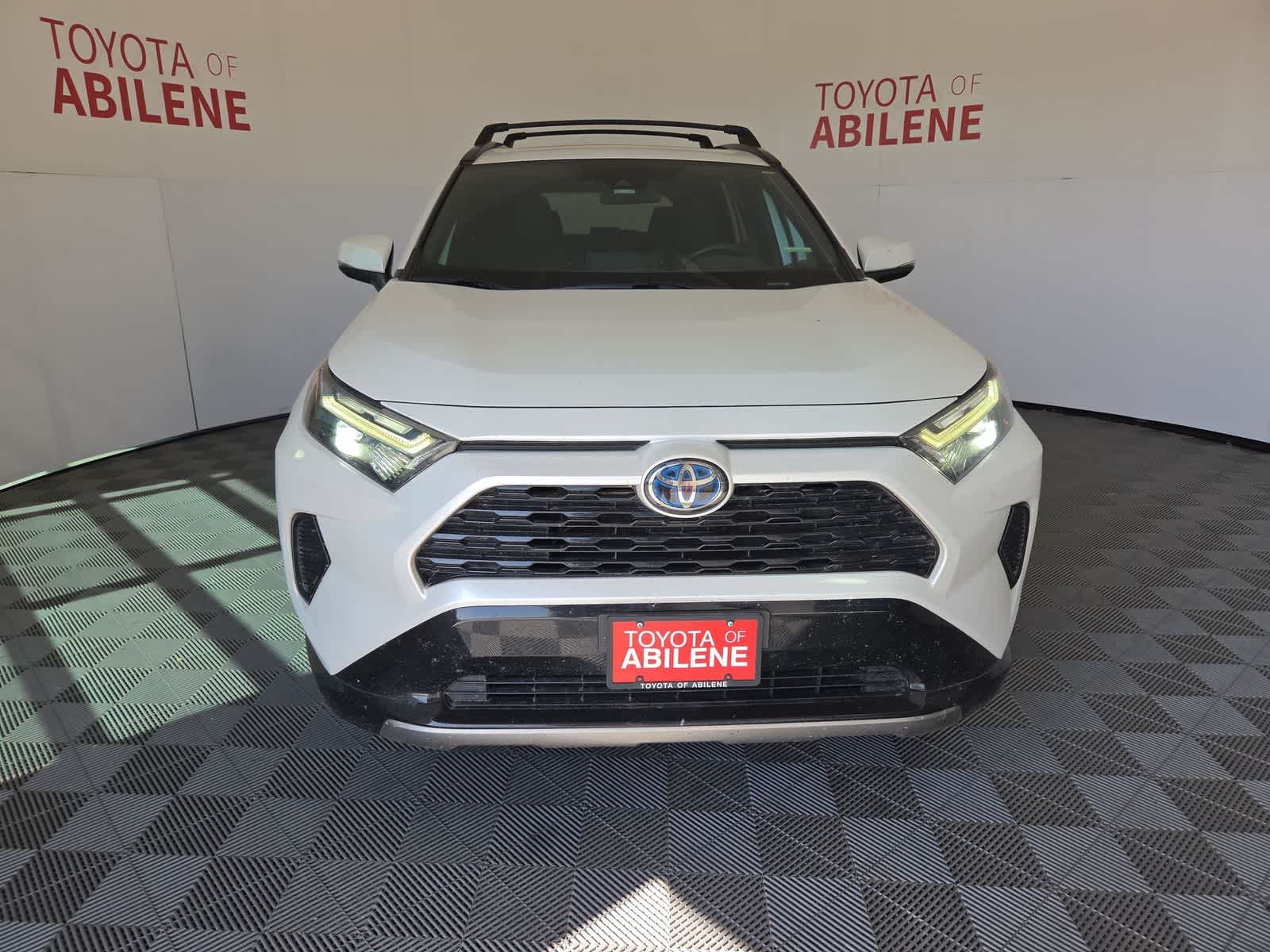 2023 Toyota RAV4 Hybrid SE
