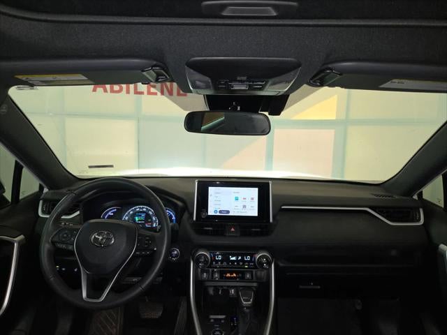 2023 Toyota RAV4 Hybrid SE