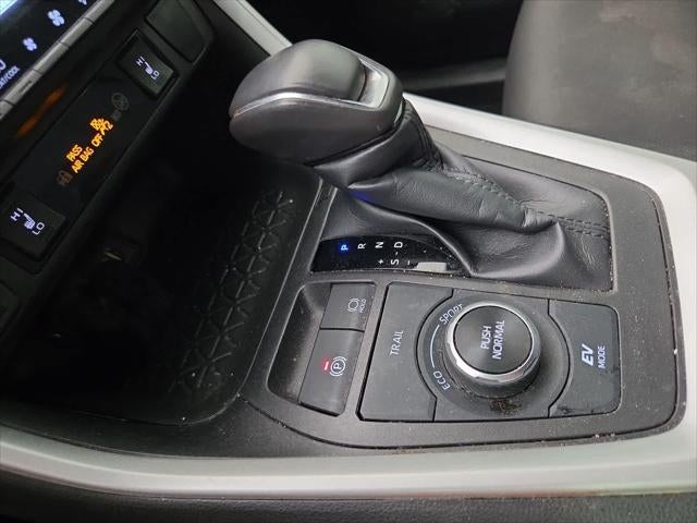 2023 Toyota RAV4 Hybrid SE