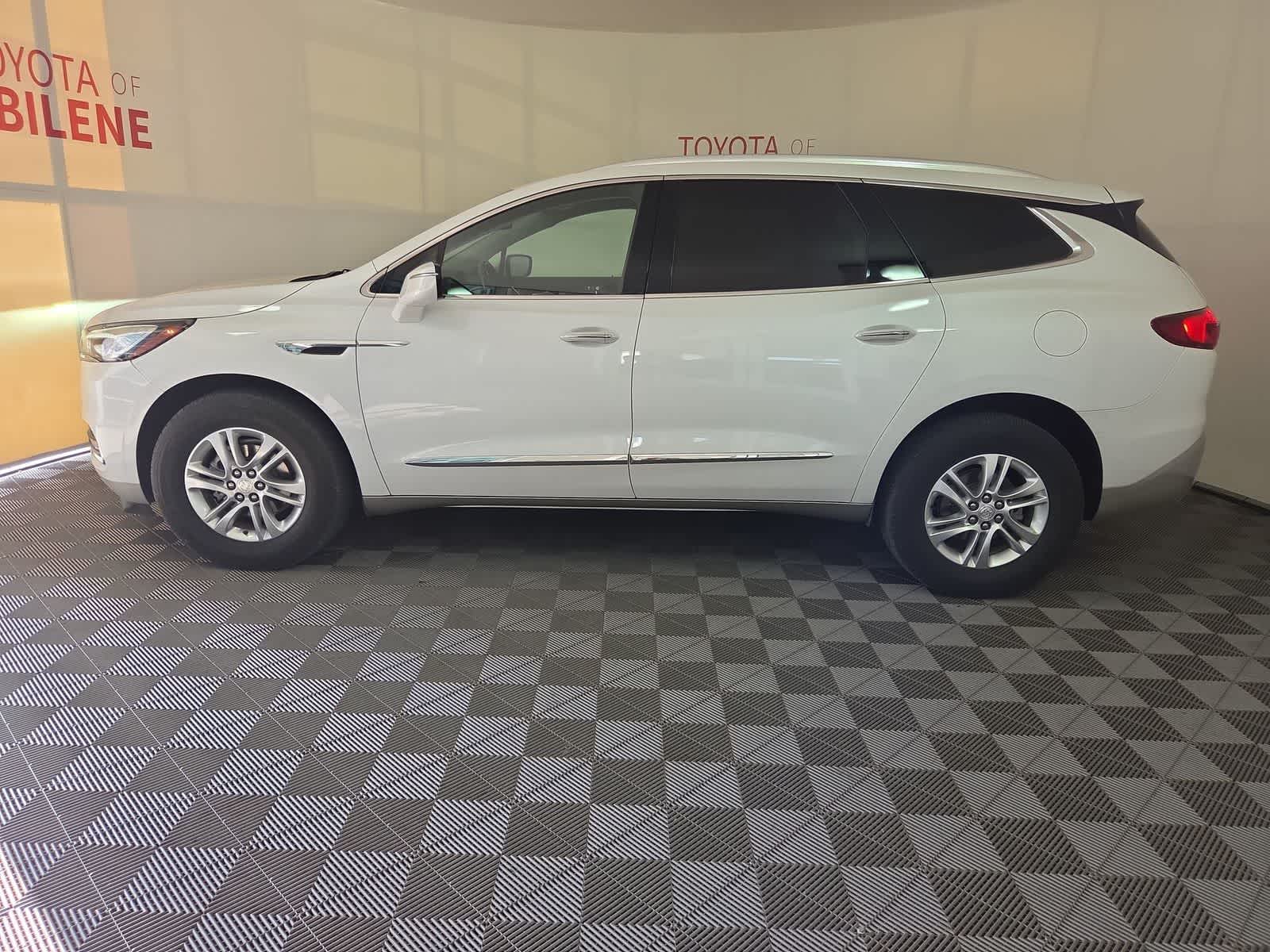2021 Buick Enclave Essence