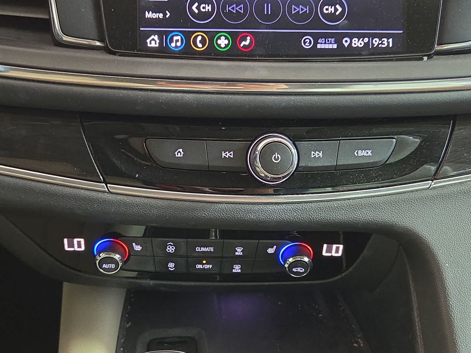 2021 Buick Enclave Essence