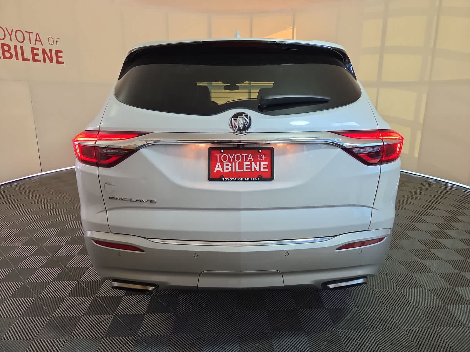 2021 Buick Enclave Essence