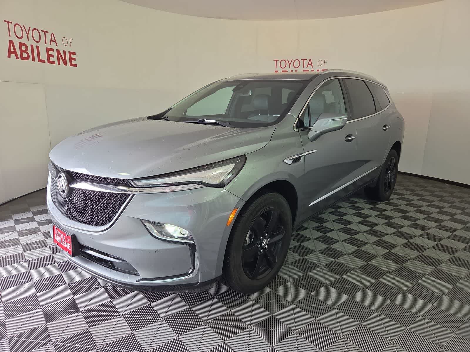 2024 Buick Enclave Essence