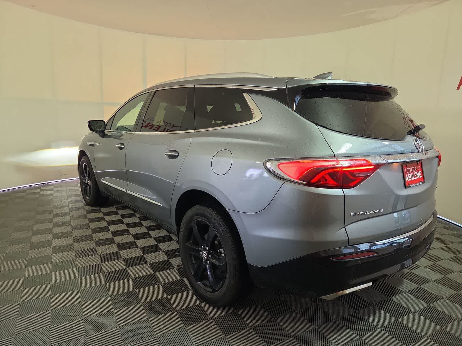 2024 Buick Enclave Essence