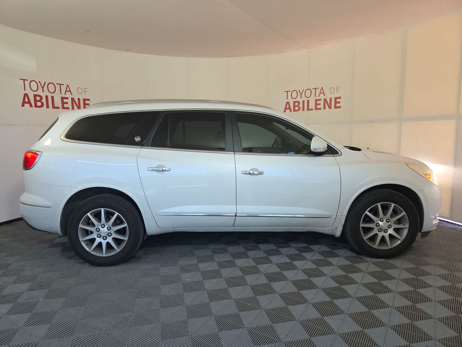 2016 Buick Enclave Leather