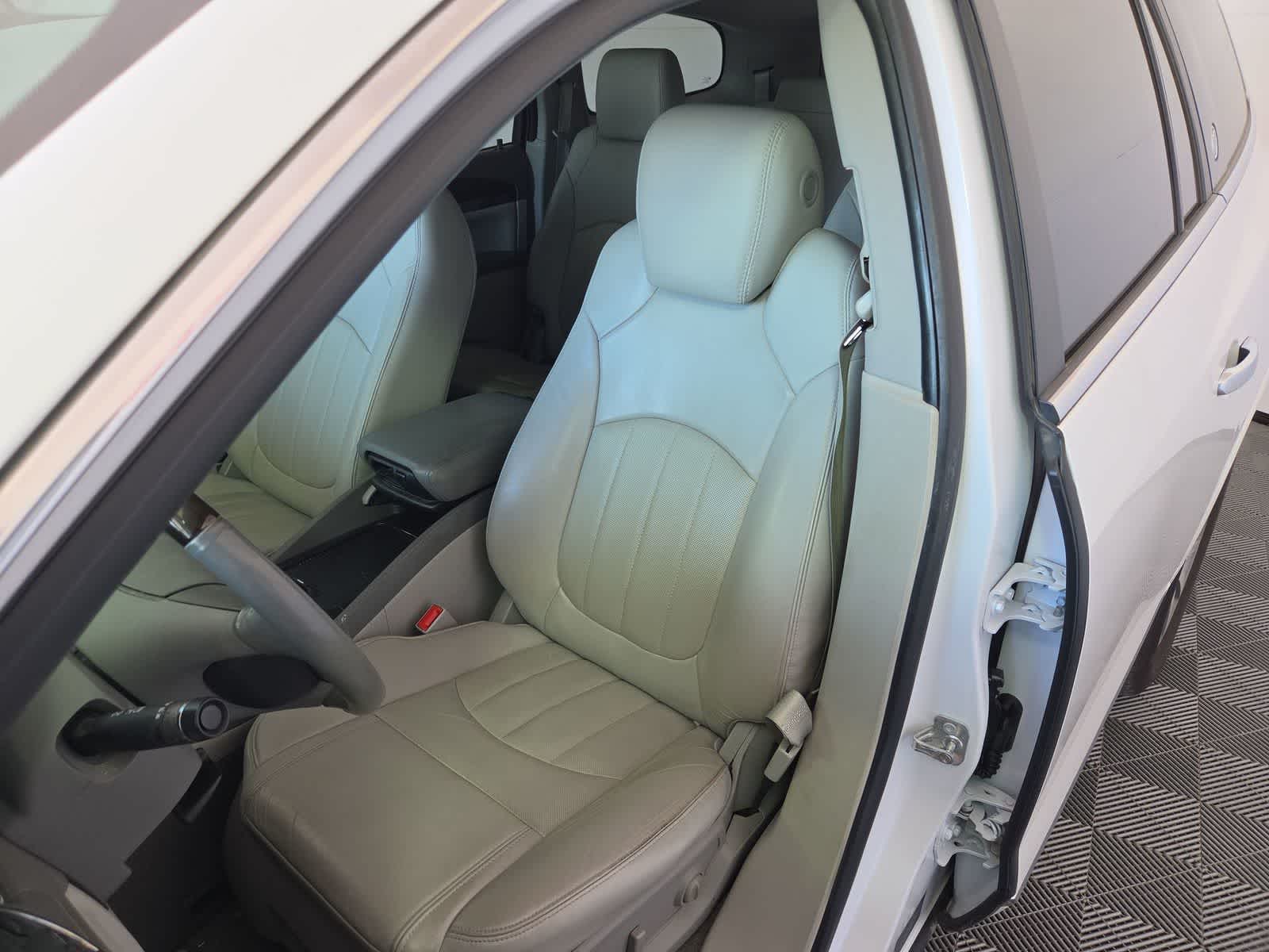 2016 Buick Enclave Leather