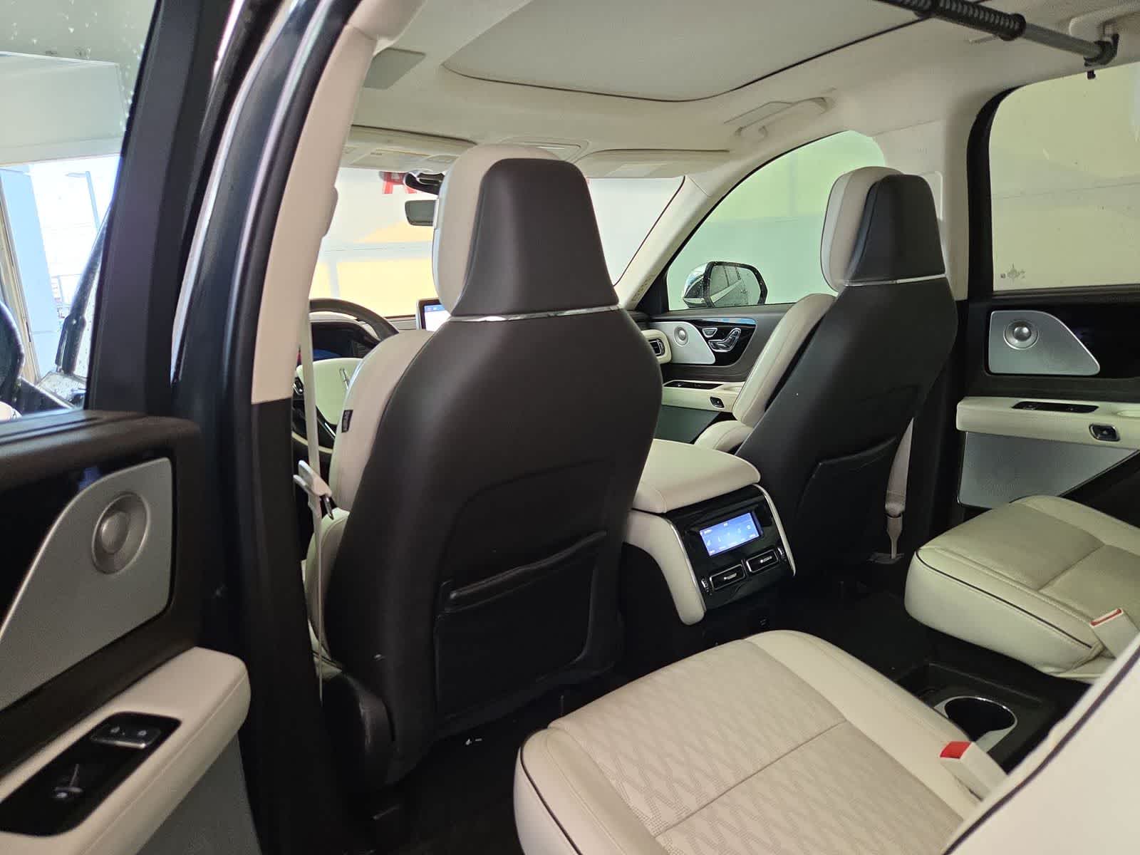 2022 Lincoln Aviator Black Label
