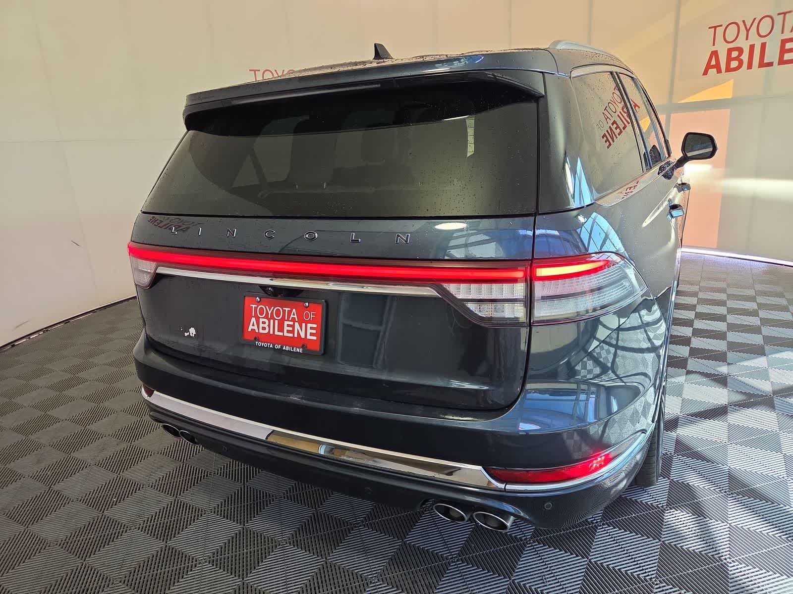 2022 Lincoln Aviator Black Label