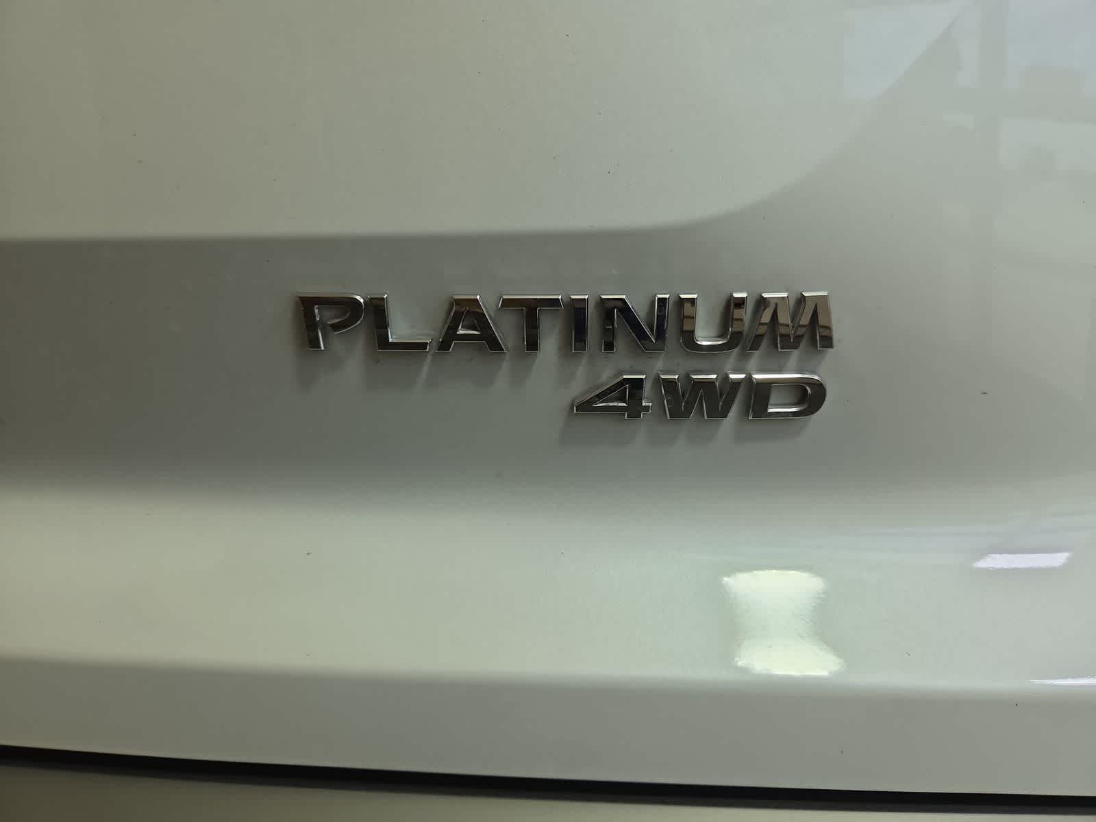 2025 Nissan Pathfinder Platinum
