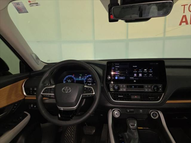2025 Toyota Grand Highlander Limited