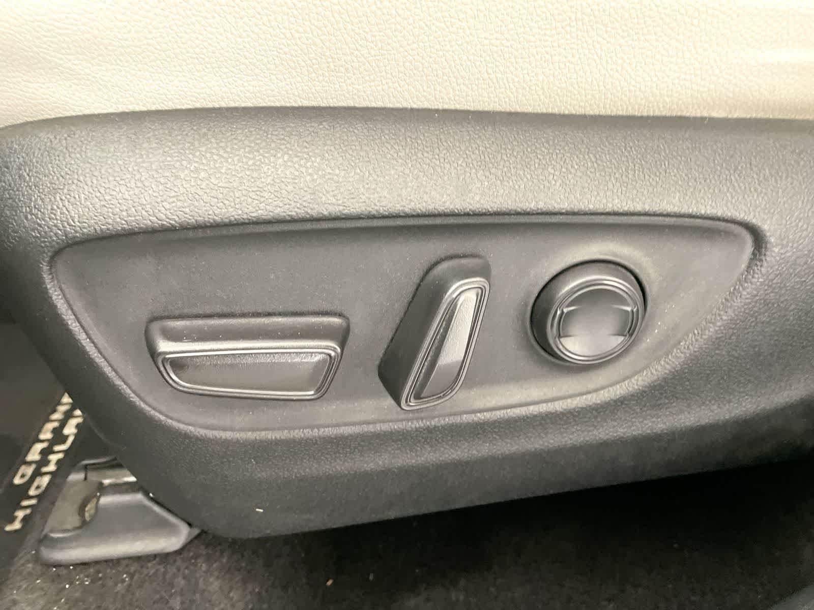 2024 Toyota Grand Highlander Hybrid XLE