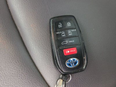 2021 Toyota Sienna XSE