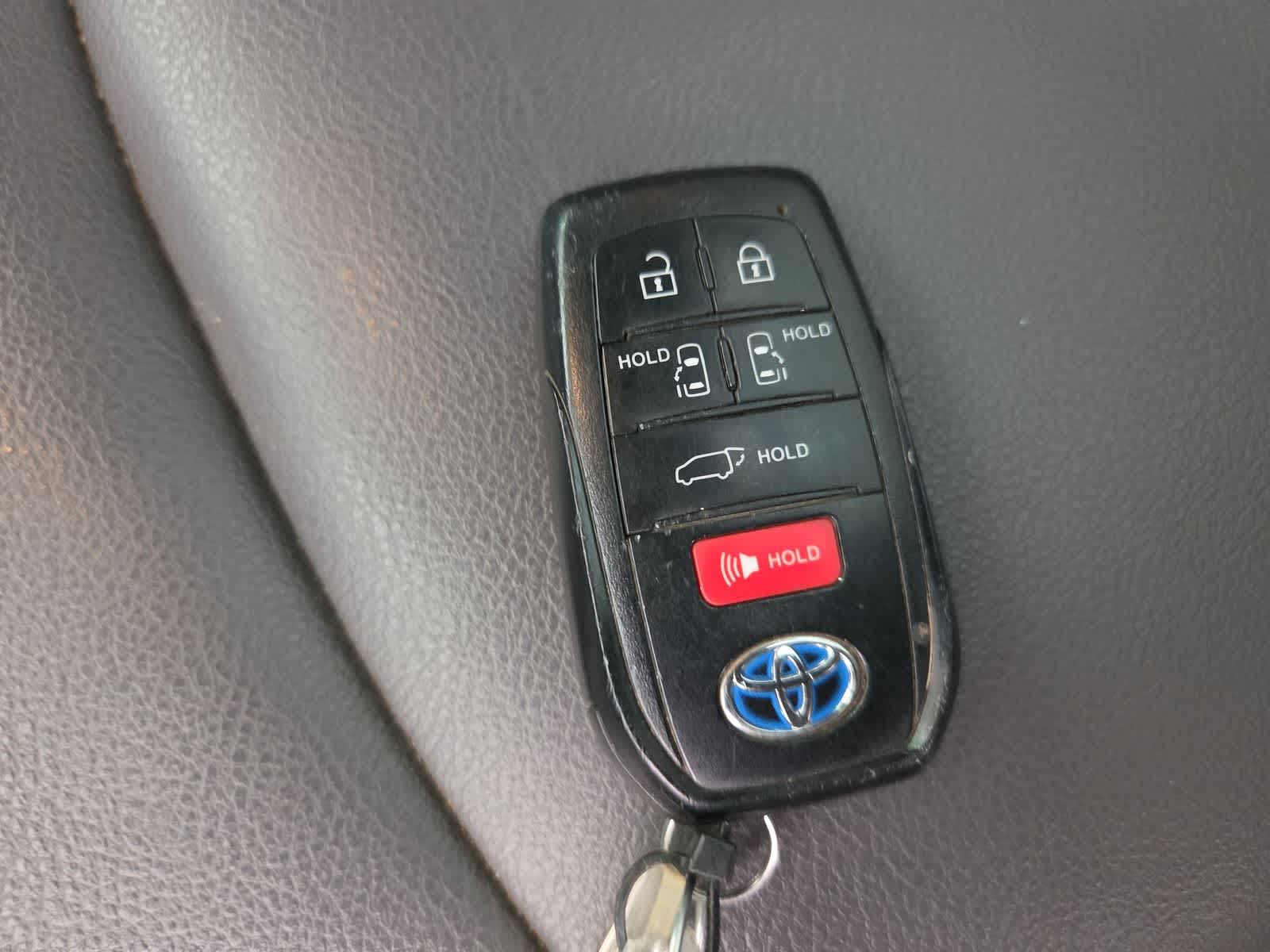 2021 Toyota Sienna XSE