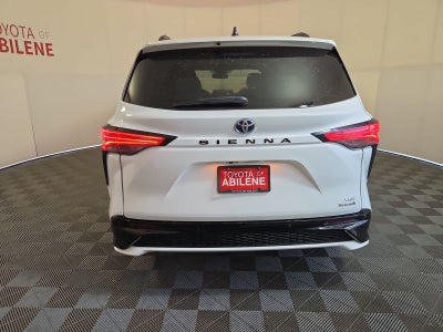 2021 Toyota Sienna XSE