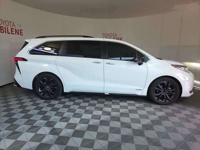 2021 Toyota Sienna XSE