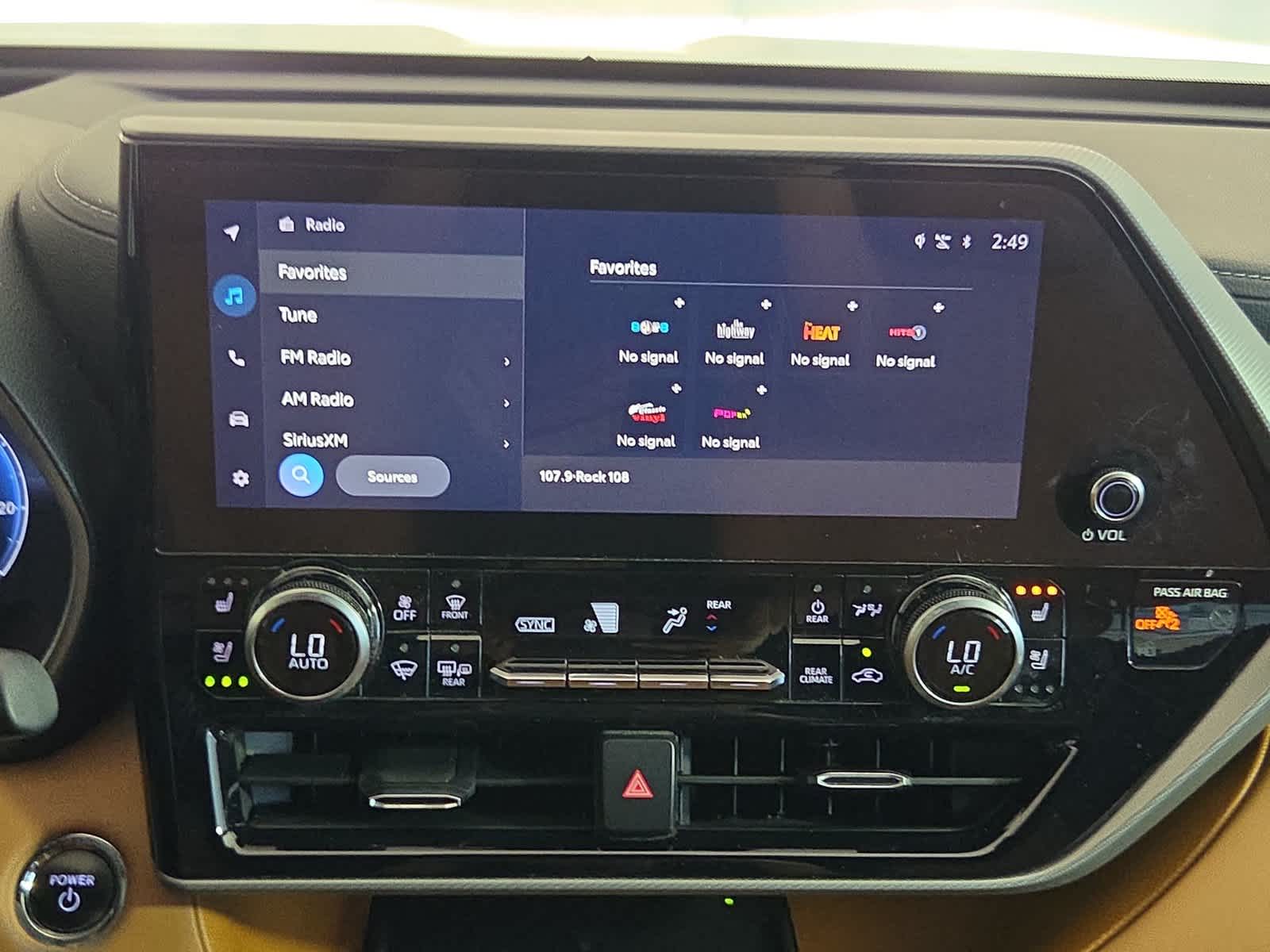 2023 Toyota Highlander Hybrid Platinum
