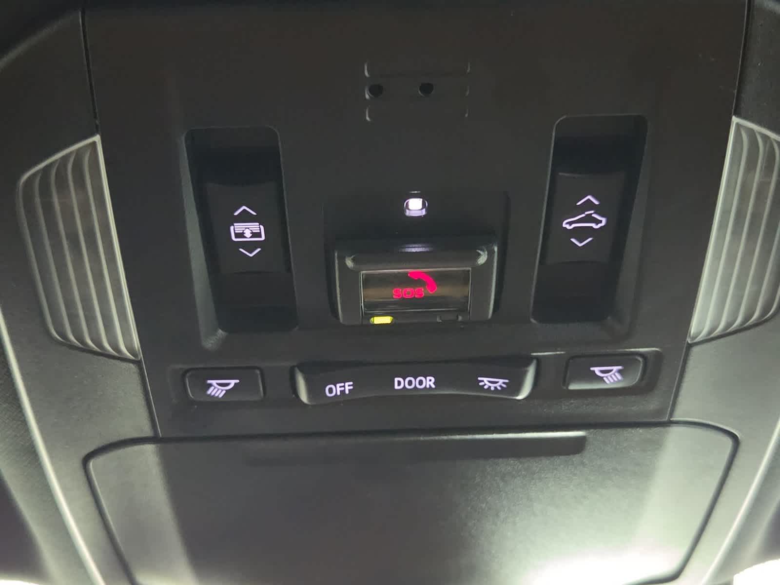 2023 Toyota Highlander Hybrid Platinum