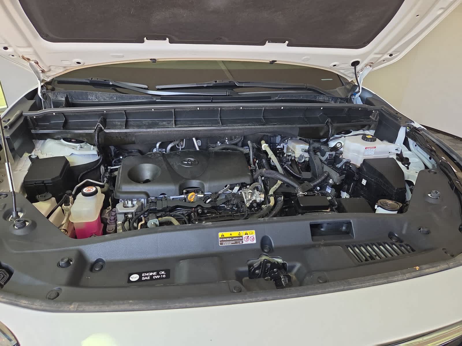 2023 Toyota Highlander Hybrid Platinum