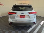 2023 Toyota Highlander Hybrid Platinum