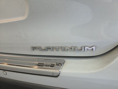 2023 Toyota Highlander Hybrid Platinum